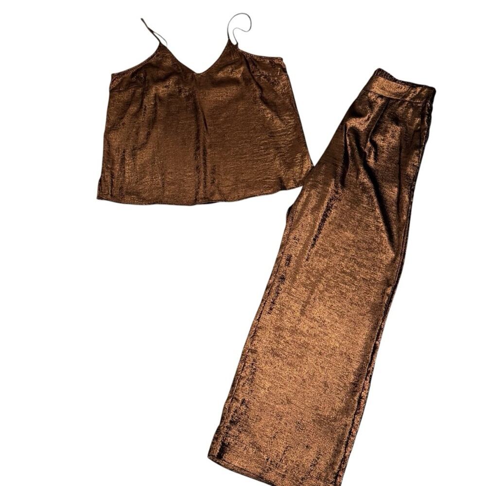 A new day Womens Metallic Bronze Set Size L/M Feminine Edgy Neutral Comfy Basic
